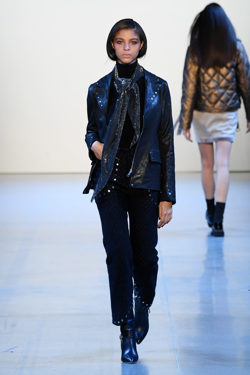 Fashion Week New York Fall/Winter 2020 look 10 de la collection Vivienne Hu womenswear