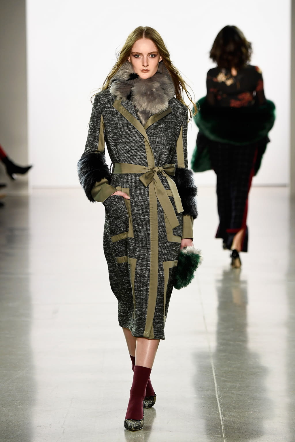 Fashion Week New York Fall/Winter 2018 look 6 from the Vivienne Hu collection womenswear