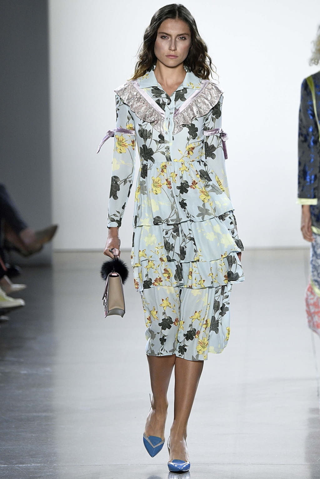 Fashion Week New York Spring/Summer 2019 look 31 from the Vivienne Hu collection 女装