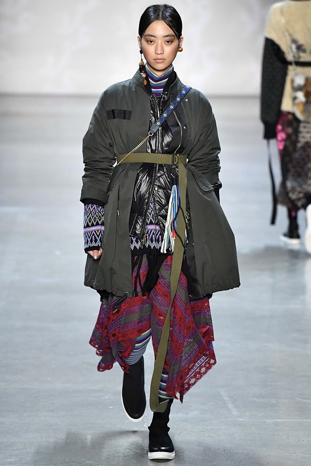Fashion Week New York Fall/Winter 2018 look 3 from the Vivienne Tam collection womenswear