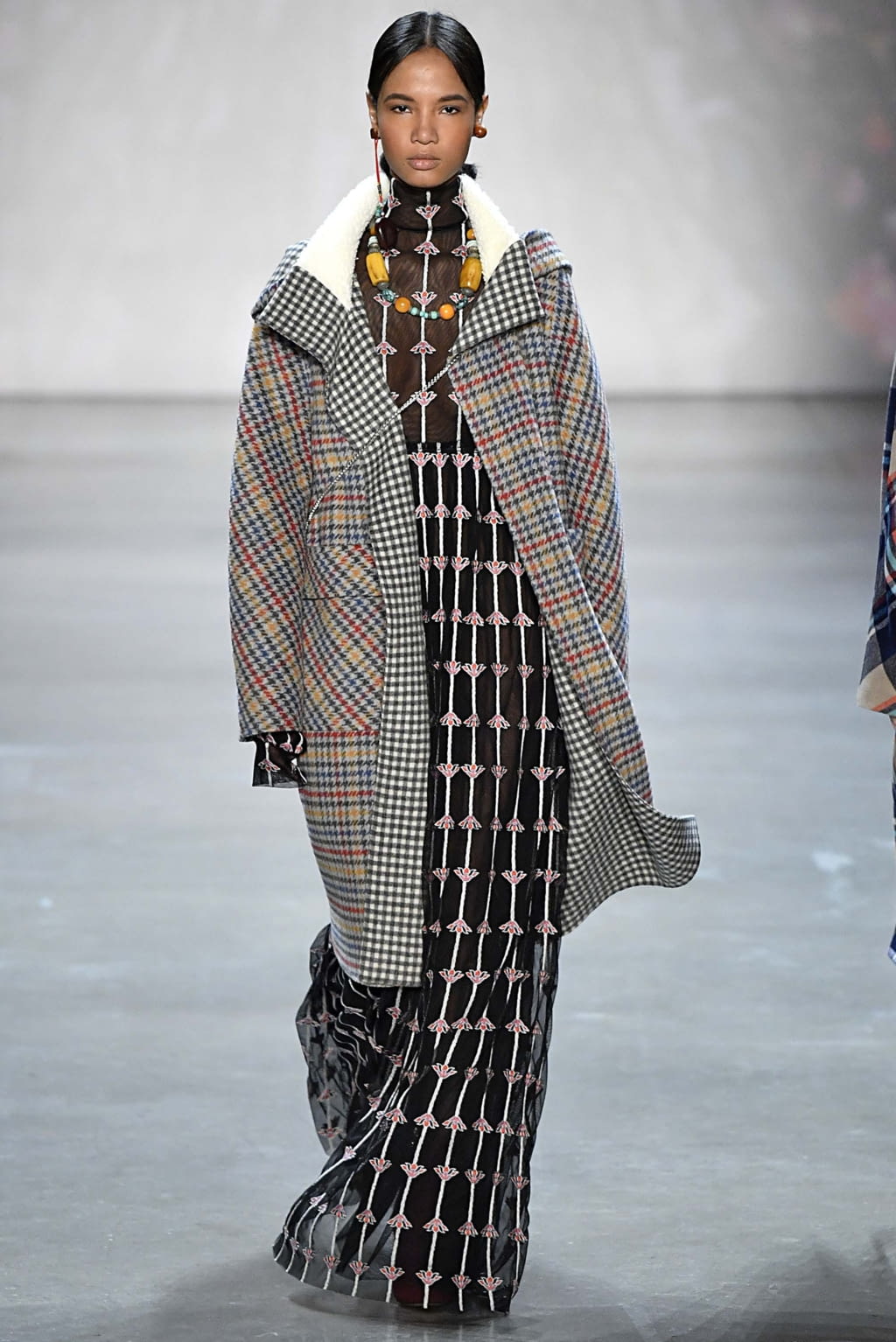 Fashion Week New York Fall/Winter 2018 look 15 from the Vivienne Tam collection 女装