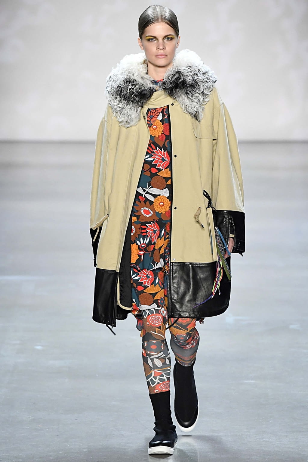 Fashion Week New York Fall/Winter 2018 look 24 from the Vivienne Tam collection womenswear