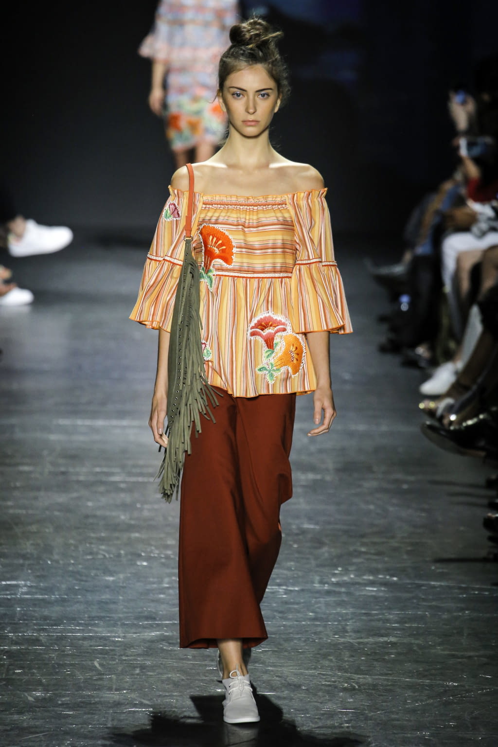 Fashion Week New York Spring/Summer 2017 look 15 from the Vivienne Tam collection womenswear