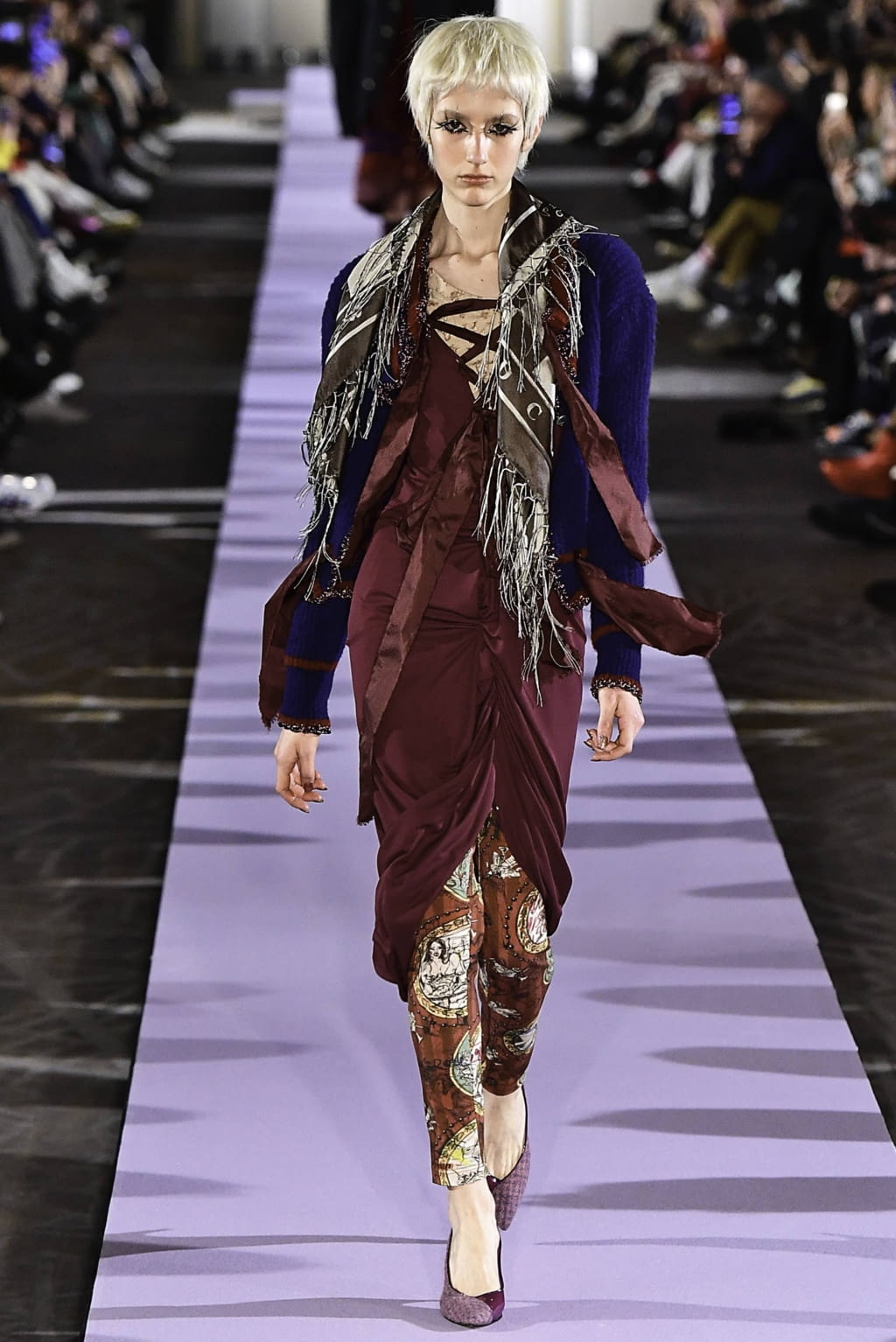 Fashion Week Paris Fall/Winter 2019 look 26 from the Andreas Kronthaler for Vivienne Westwood collection womenswear