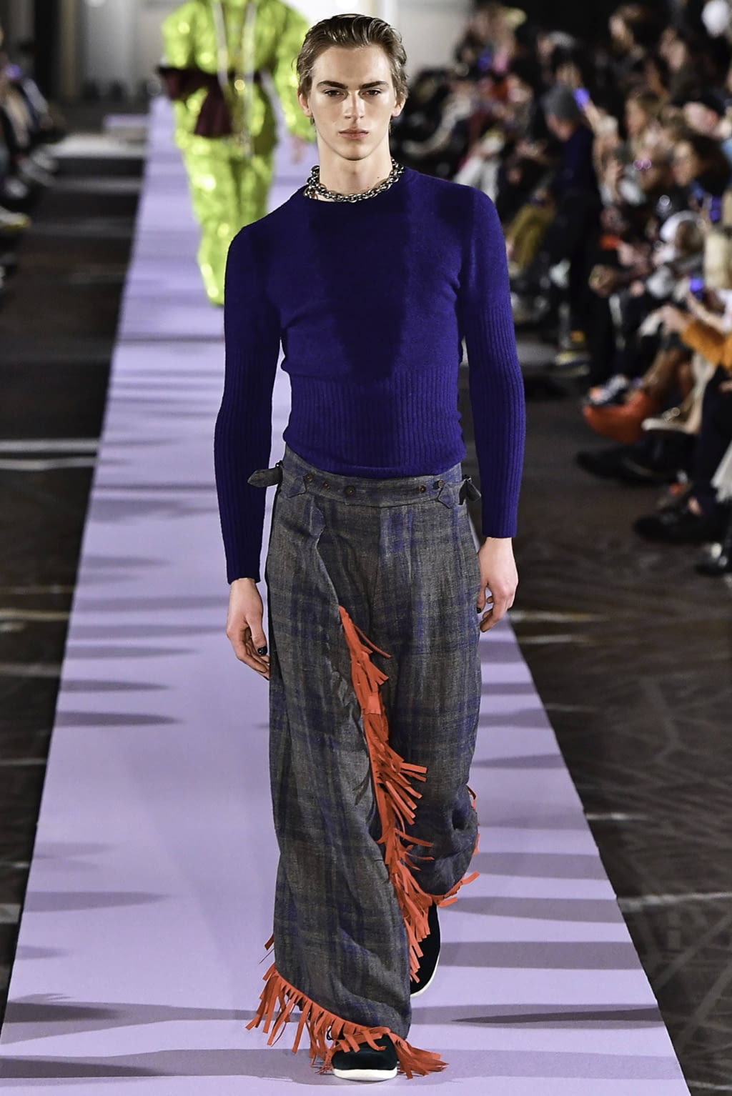 Fashion Week Paris Fall/Winter 2019 look 29 from the Andreas Kronthaler for Vivienne Westwood collection womenswear