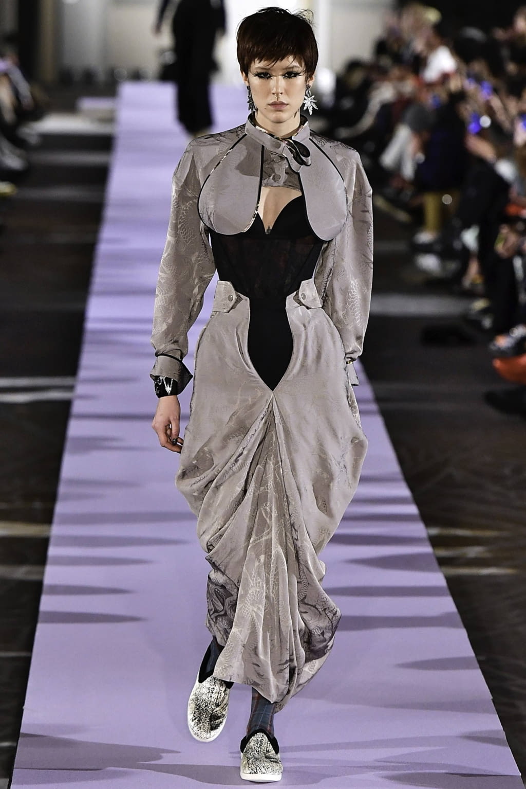 Fashion Week Paris Fall/Winter 2019 look 41 from the Andreas Kronthaler for Vivienne Westwood collection womenswear