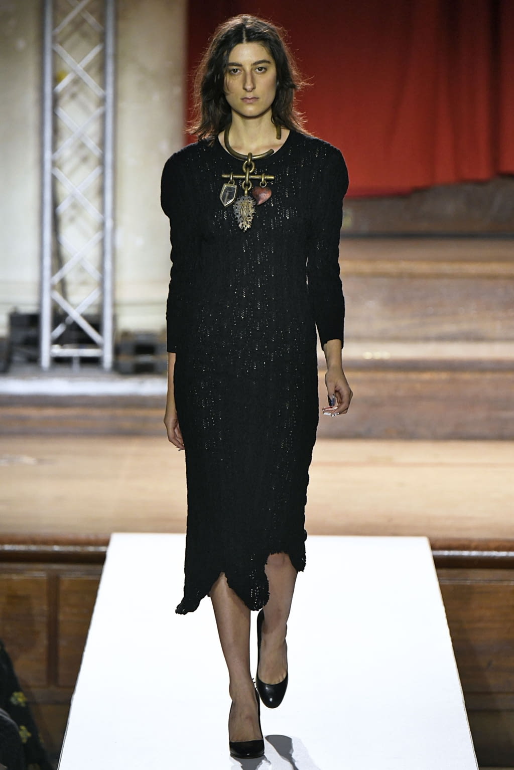 Fashion Week London Fall/Winter 2019 look 66 de la collection Vivienne Westwood womenswear
