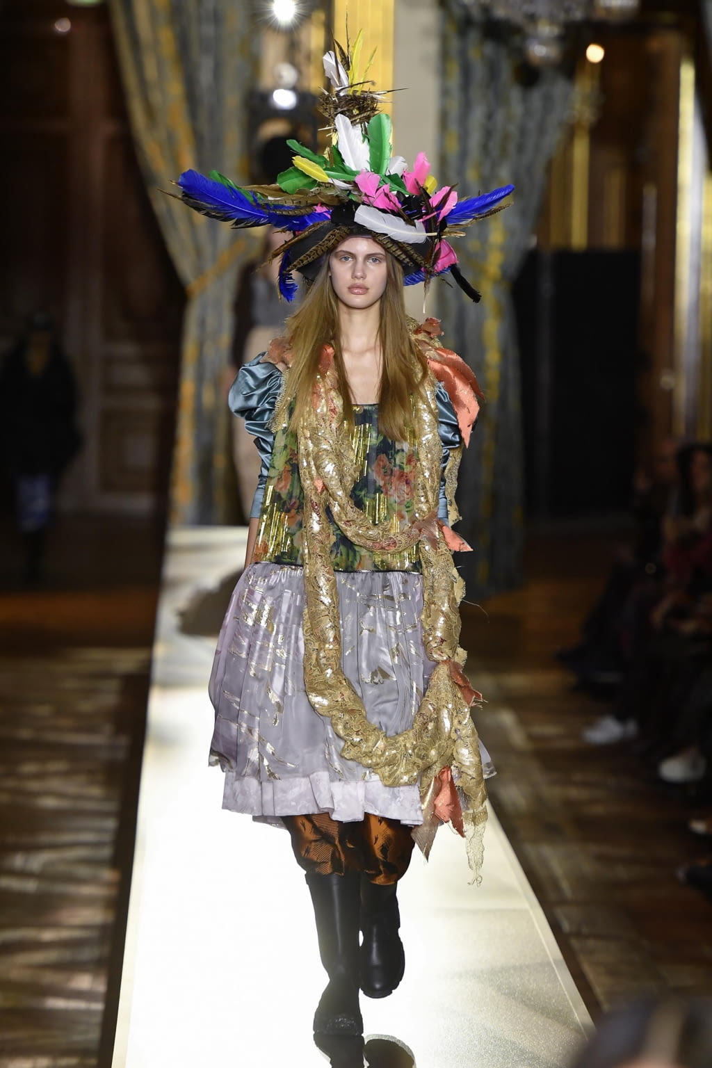 Fashion Week Paris Fall/Winter 2020 look 32 from the Andreas Kronthaler for Vivienne Westwood collection womenswear