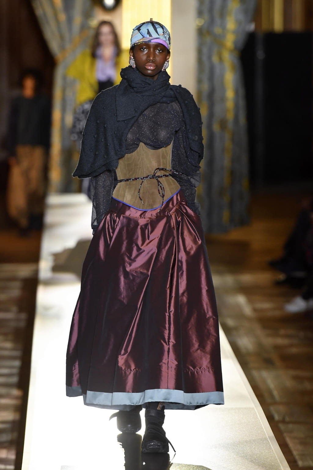 Fashion Week Paris Fall/Winter 2020 look 41 from the Andreas Kronthaler for Vivienne Westwood collection womenswear