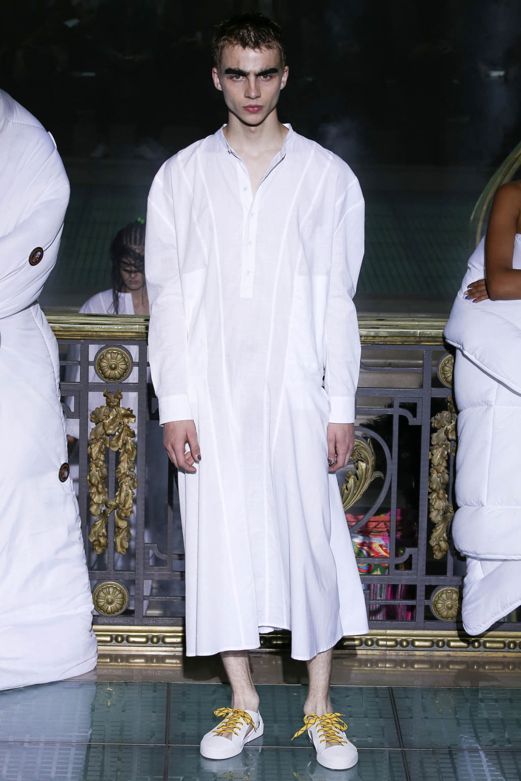 Fashion Week Paris Spring/Summer 2018 look 47 de la collection Andreas Kronthaler for Vivienne Westwood womenswear