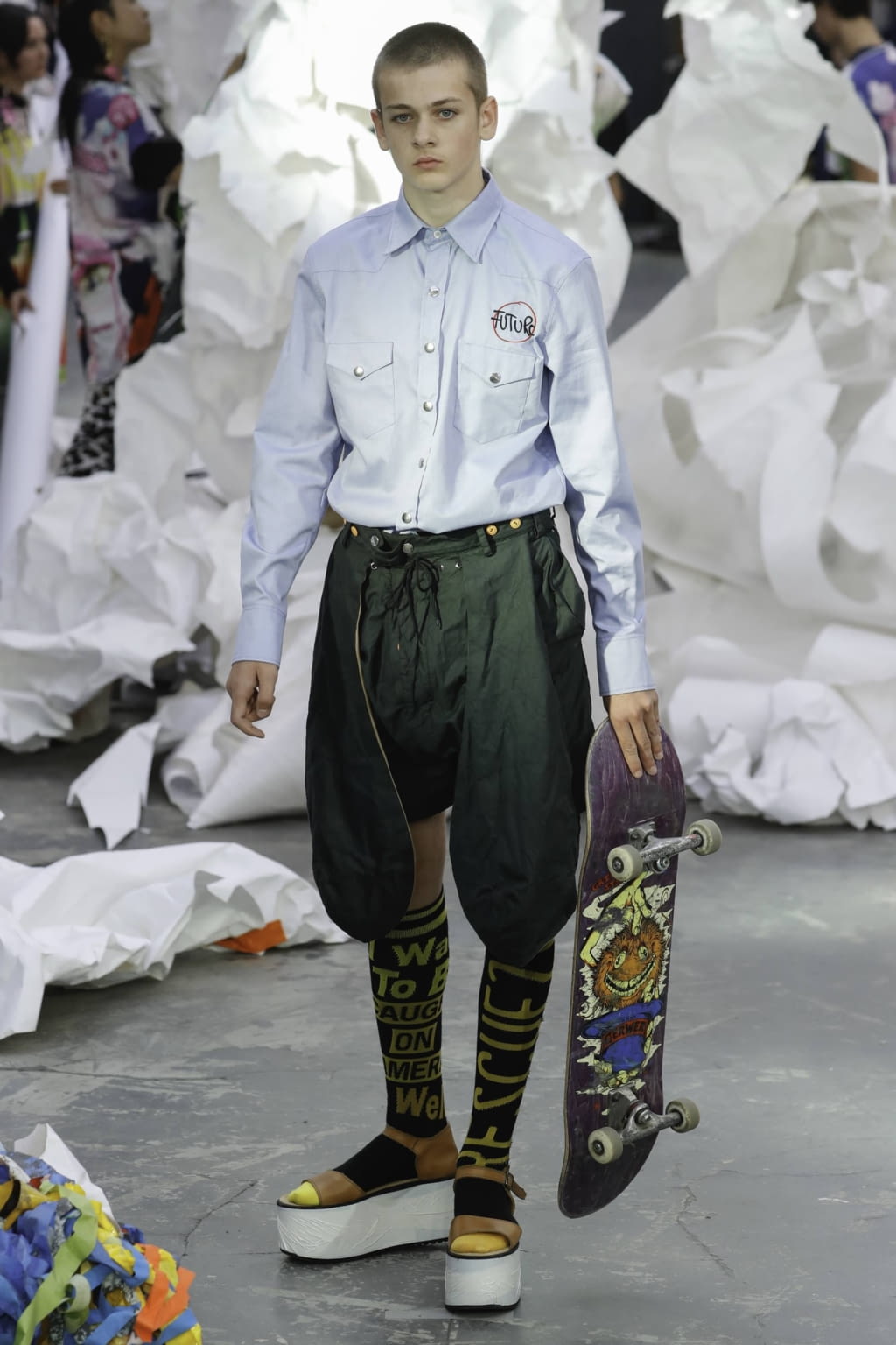 Fashion Week Paris Spring/Summer 2019 look 5 from the Andreas Kronthaler for Vivienne Westwood collection 女装
