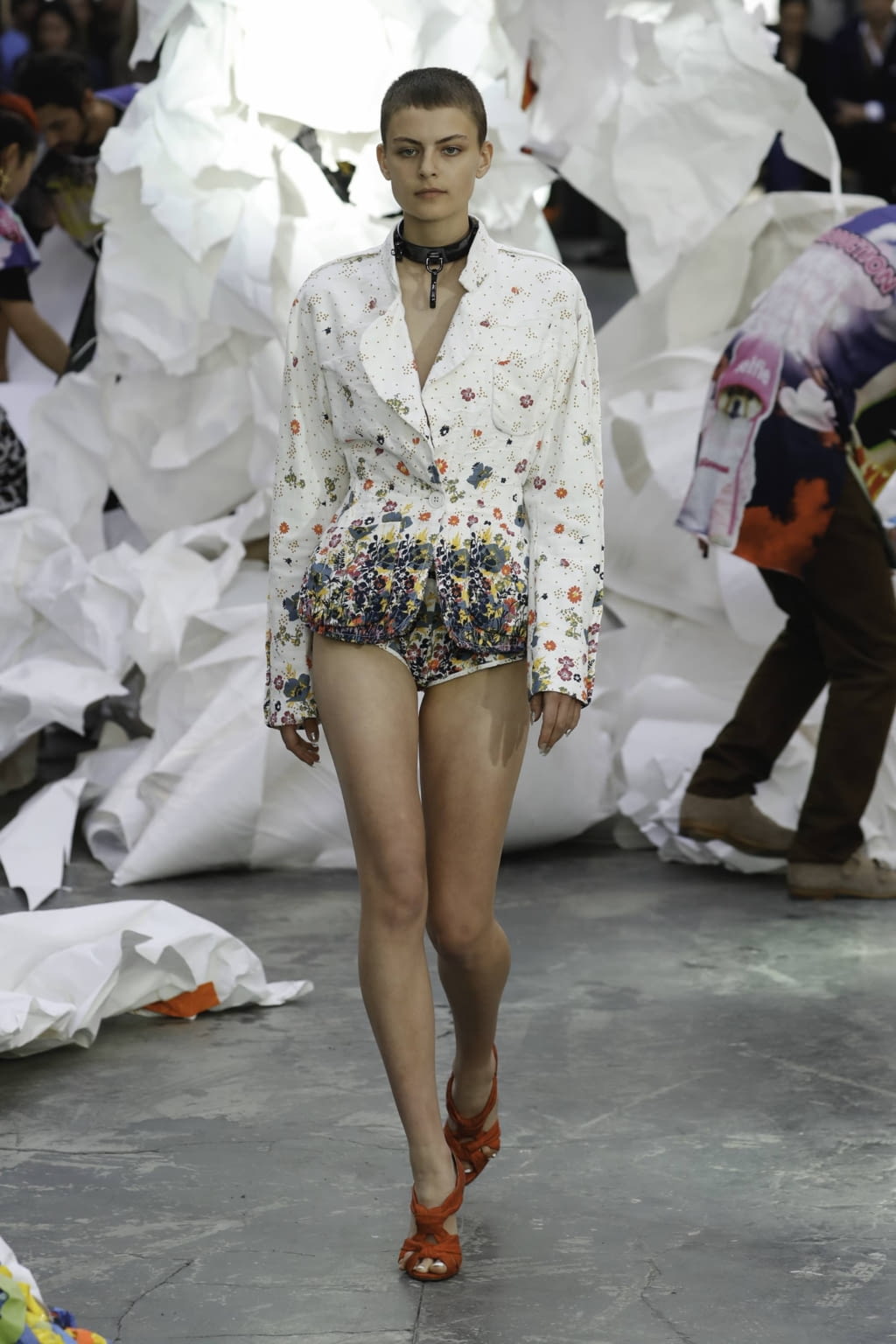 Fashion Week Paris Spring/Summer 2019 look 6 de la collection Andreas Kronthaler for Vivienne Westwood womenswear