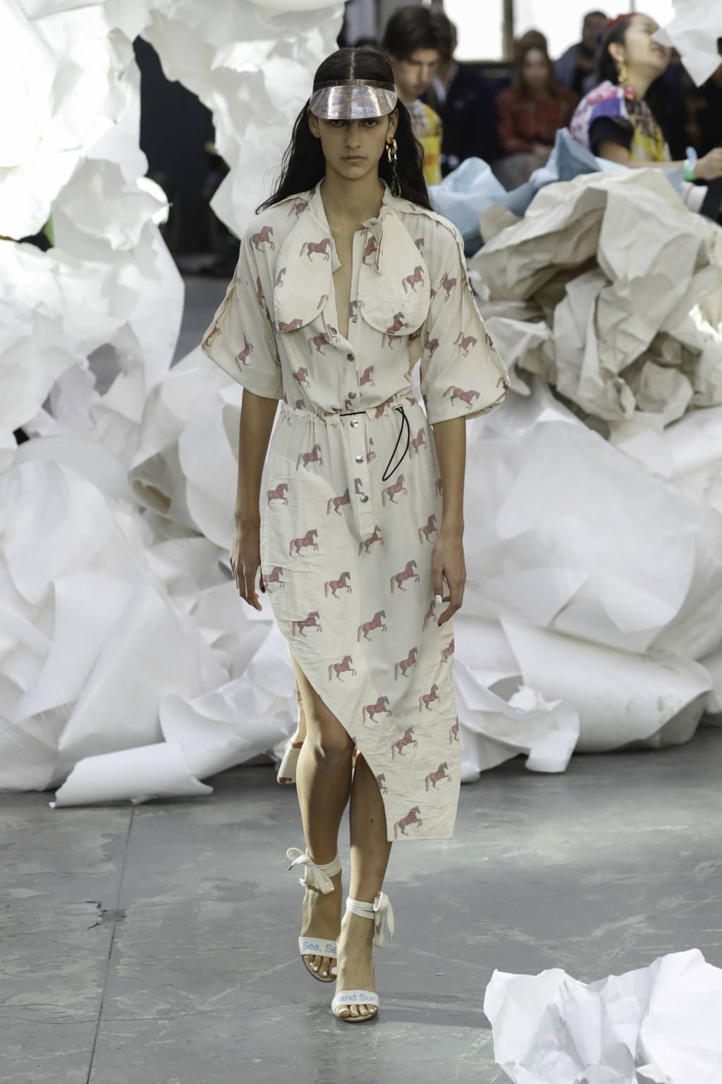 Fashion Week Paris Spring/Summer 2019 look 23 from the Andreas Kronthaler for Vivienne Westwood collection womenswear