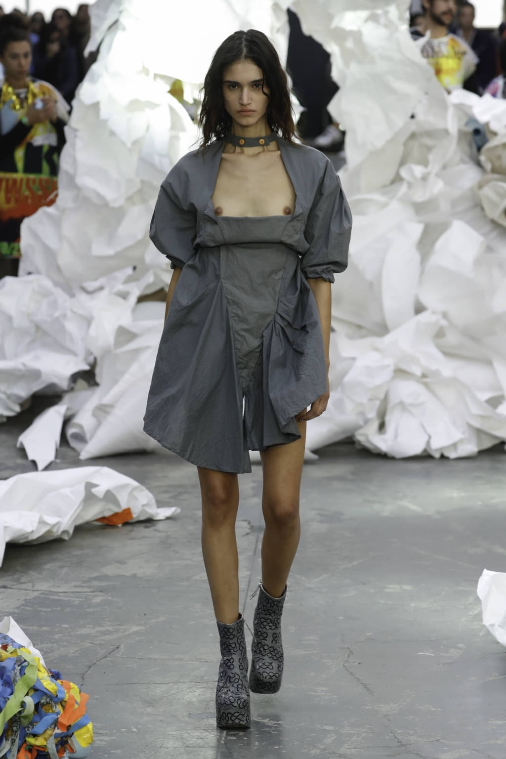Fashion Week Paris Spring/Summer 2019 look 31 from the Andreas Kronthaler for Vivienne Westwood collection womenswear