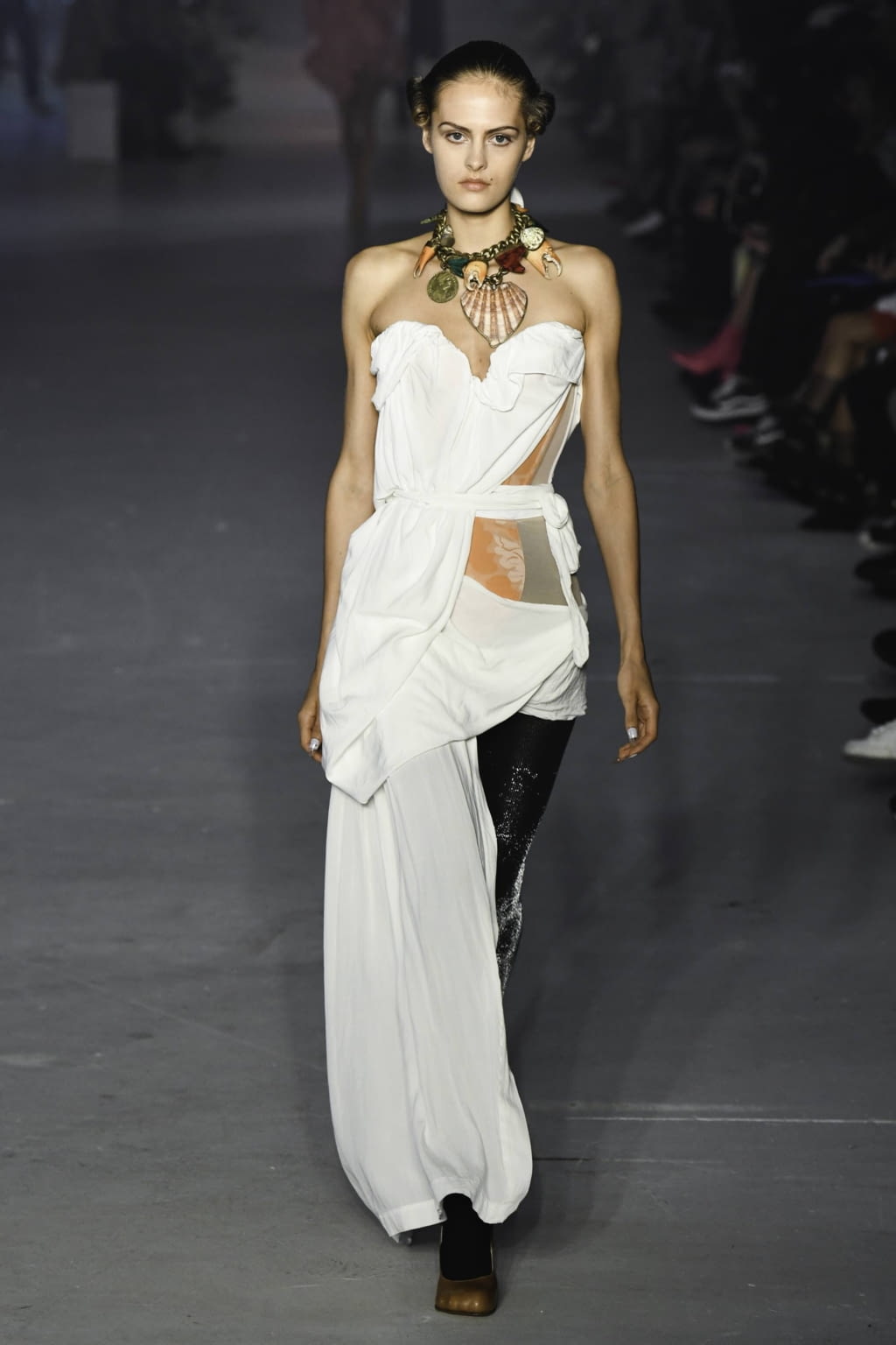 Fashion Week Paris Spring/Summer 2020 look 20 de la collection Andreas Kronthaler for Vivienne Westwood womenswear