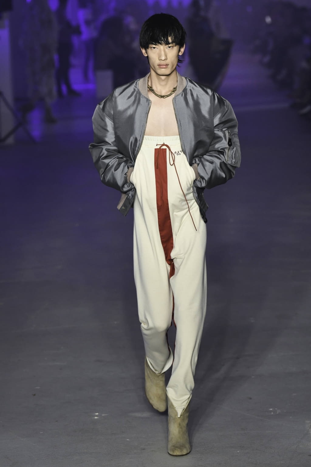 Fashion Week Paris Spring/Summer 2020 look 30 from the Andreas Kronthaler for Vivienne Westwood collection 女装