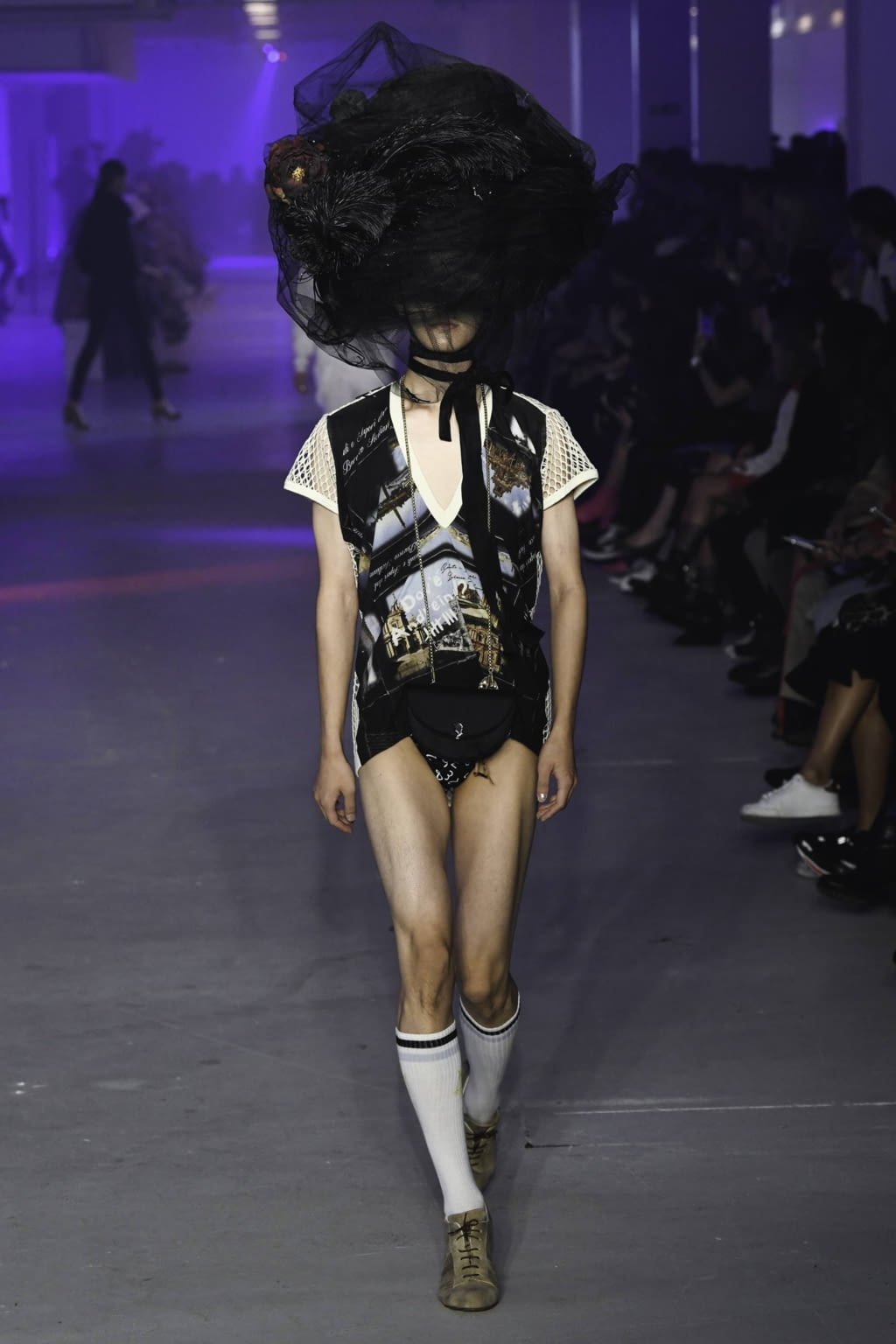 Fashion Week Paris Spring/Summer 2020 look 37 from the Andreas Kronthaler for Vivienne Westwood collection 女装