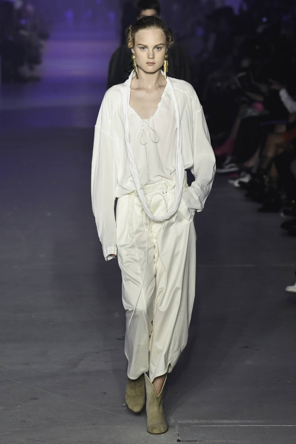 Fashion Week Paris Spring/Summer 2020 look 41 from the Andreas Kronthaler for Vivienne Westwood collection womenswear