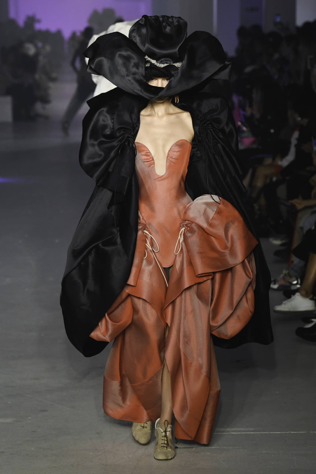 Fashion Week Paris Spring/Summer 2020 look 56 de la collection Andreas Kronthaler for Vivienne Westwood womenswear