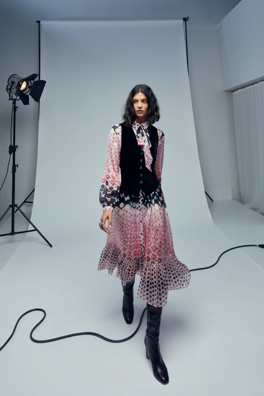 Fashion Week London Spring/Summer 2021 look 27 from the Temperley London collection womenswear