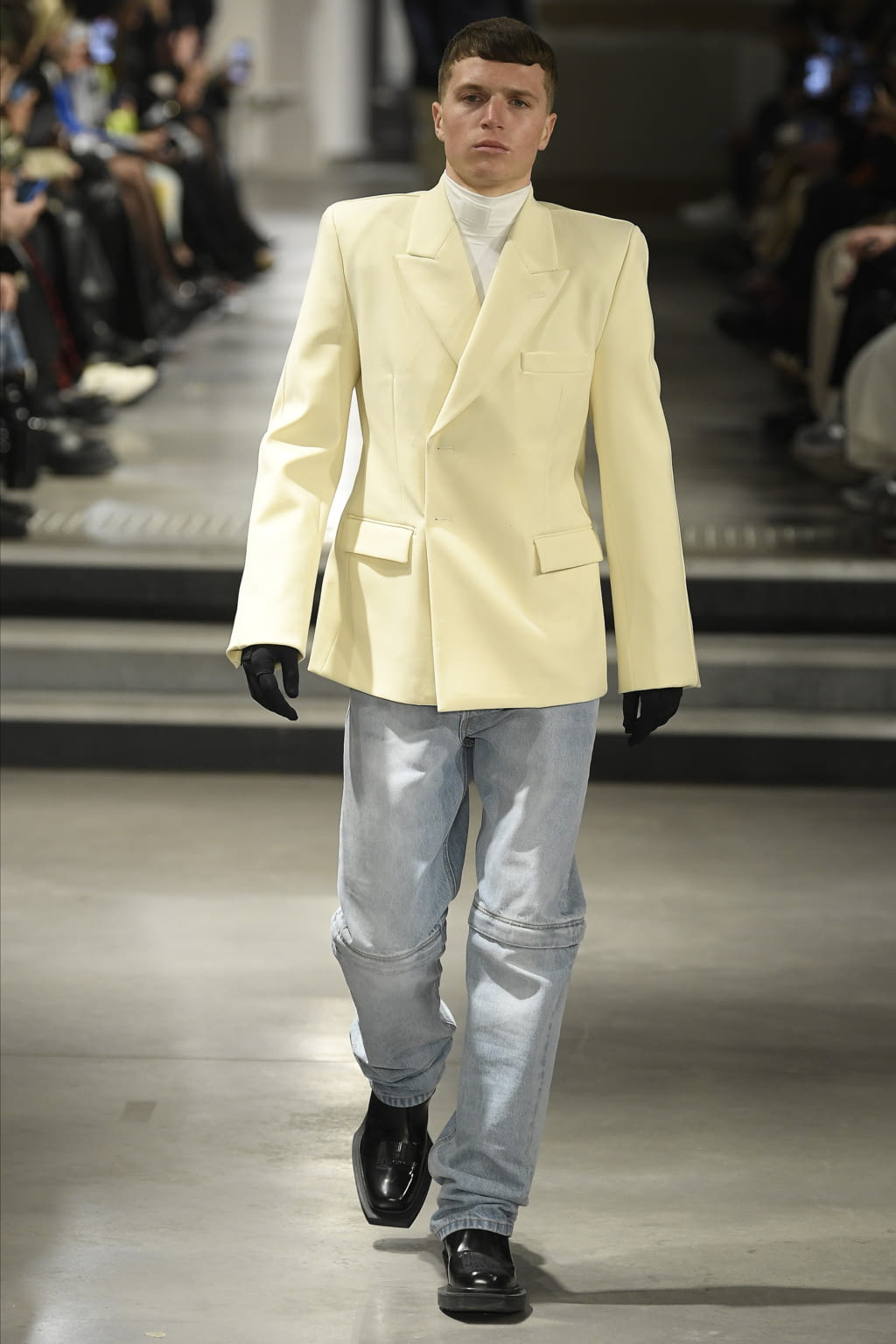 Fashion Week Paris Fall/Winter 2022 look 3 from the VTMNTS collection 女装