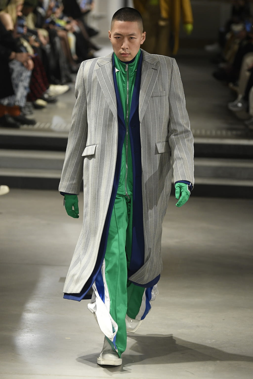 Fashion Week Paris Fall/Winter 2022 look 20 from the VTMNTS collection 女装