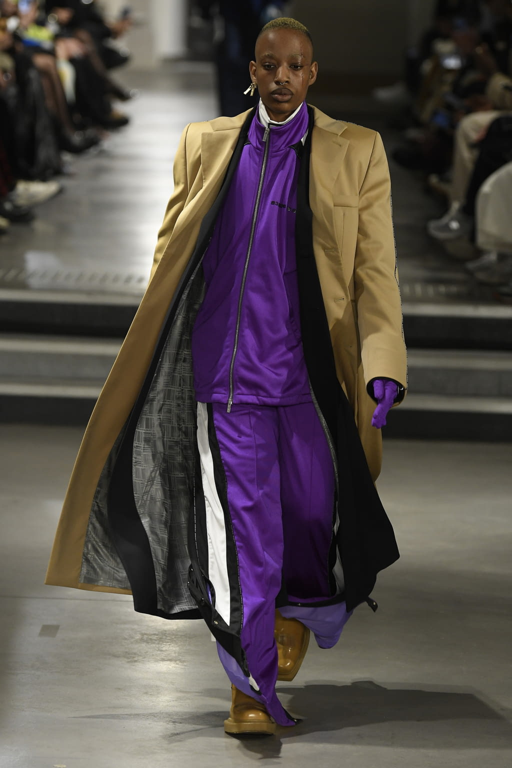 Fashion Week Paris Fall/Winter 2022 look 22 from the VTMNTS collection womenswear