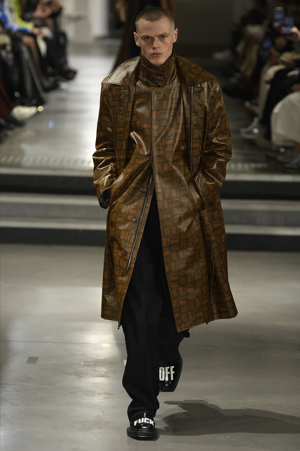 Fashion Week Paris Fall/Winter 2022 look 49 from the VTMNTS collection womenswear