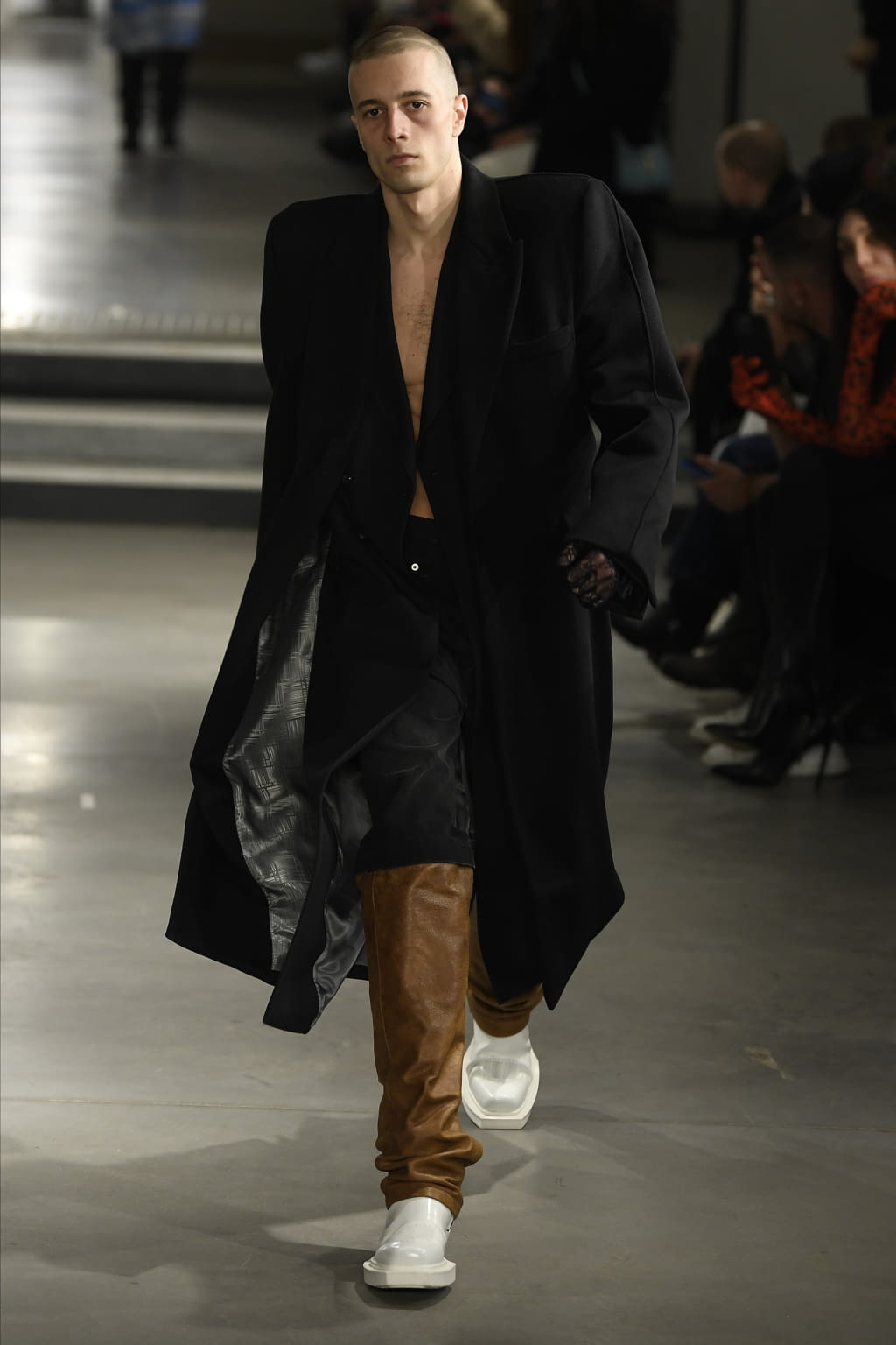 Fashion Week Paris Fall/Winter 2022 look 59 from the VTMNTS collection 女装