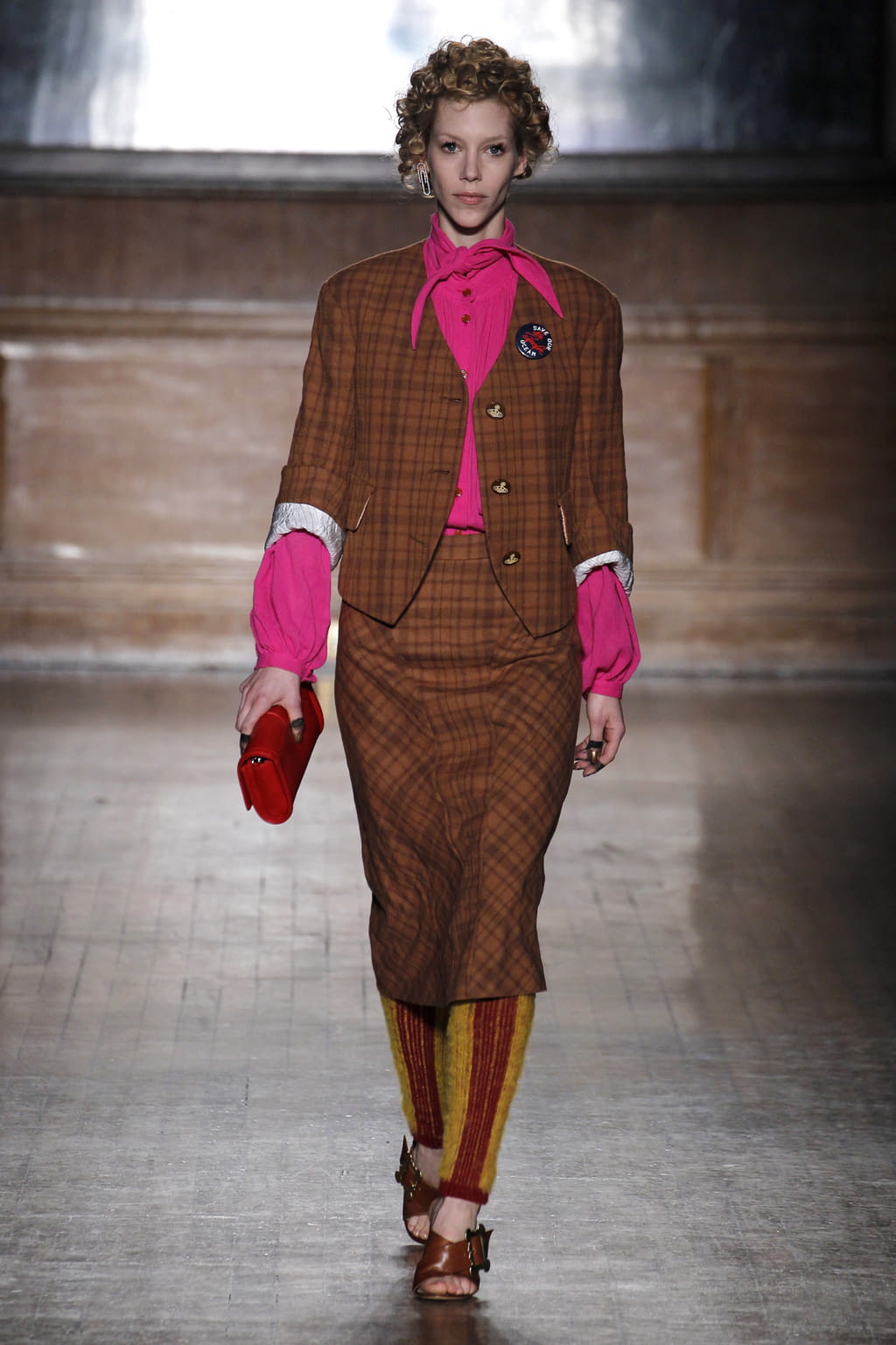 Fashion Week London Fall/Winter 2016 look 26 from the Vivienne Westwood Red Label collection womenswear