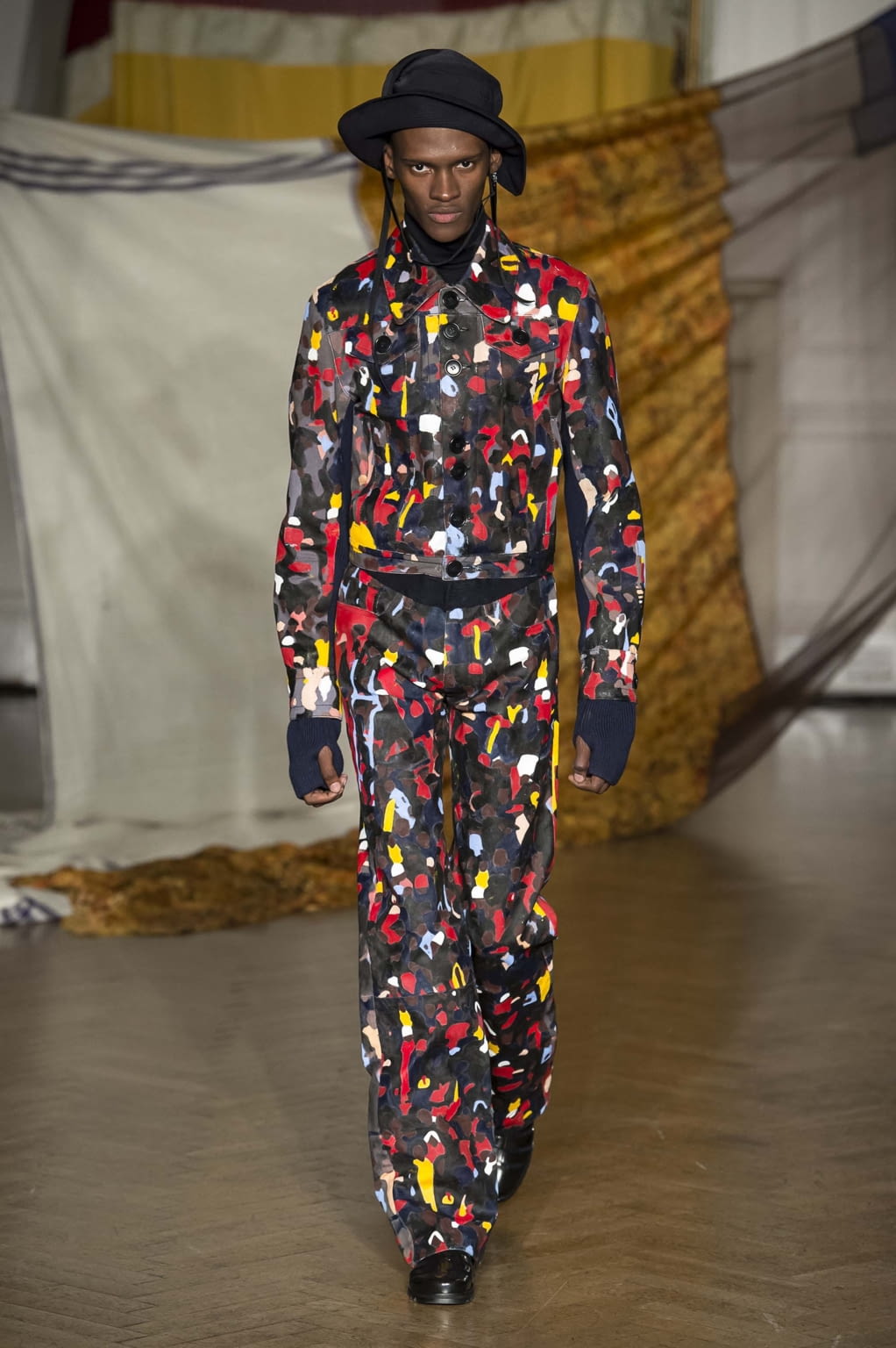 Fashion Week London Fall/Winter 2018 look 10 from the Wales Bonner collection 男装