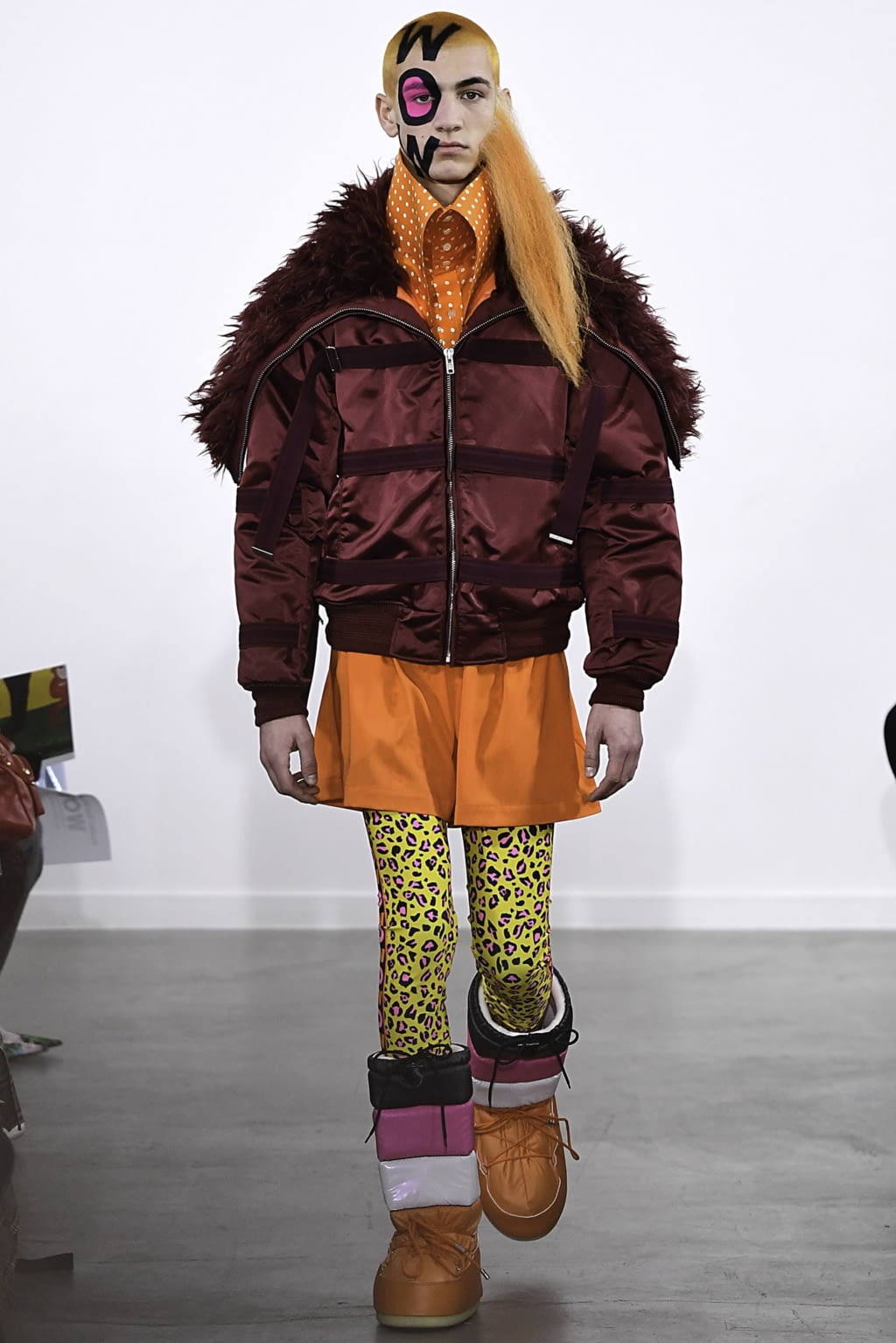 Fashion Week Paris Fall/Winter 2019 look 9 from the Walter Van Beirendonck collection menswear
