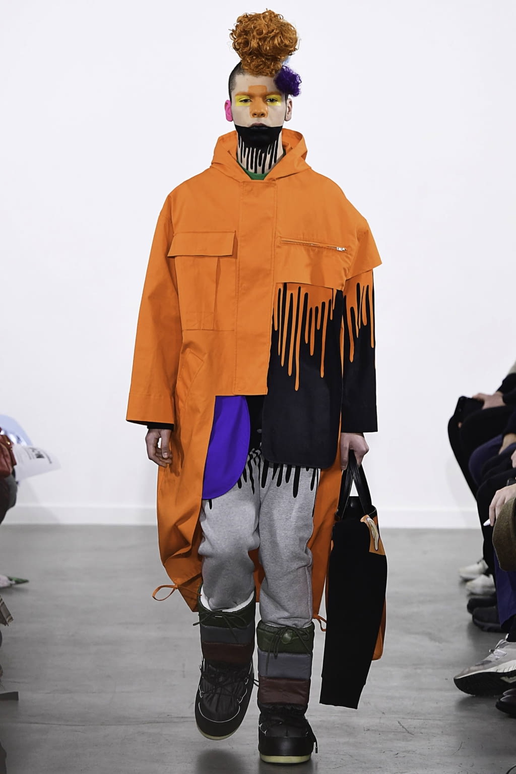 Fashion Week Paris Fall/Winter 2019 look 10 from the Walter Van Beirendonck collection menswear