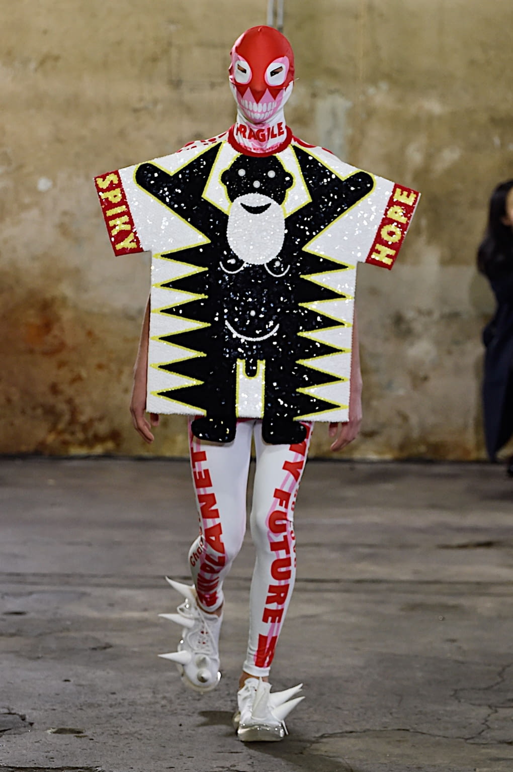 Fashion Week Paris Fall/Winter 2020 look 53 from the Walter Van Beirendonck collection menswear
