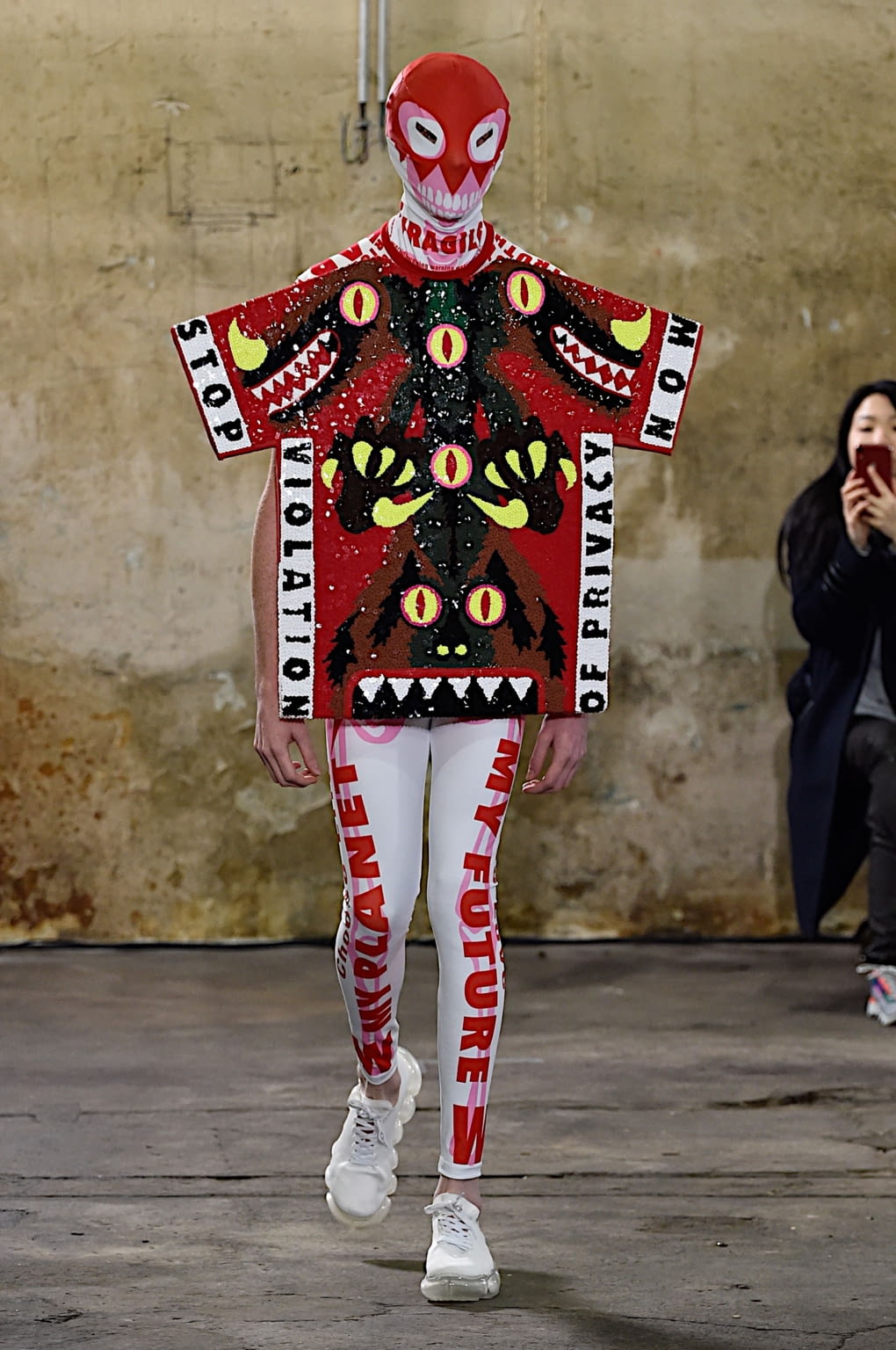Fashion Week Paris Fall/Winter 2020 look 48 from the Walter Van Beirendonck collection menswear