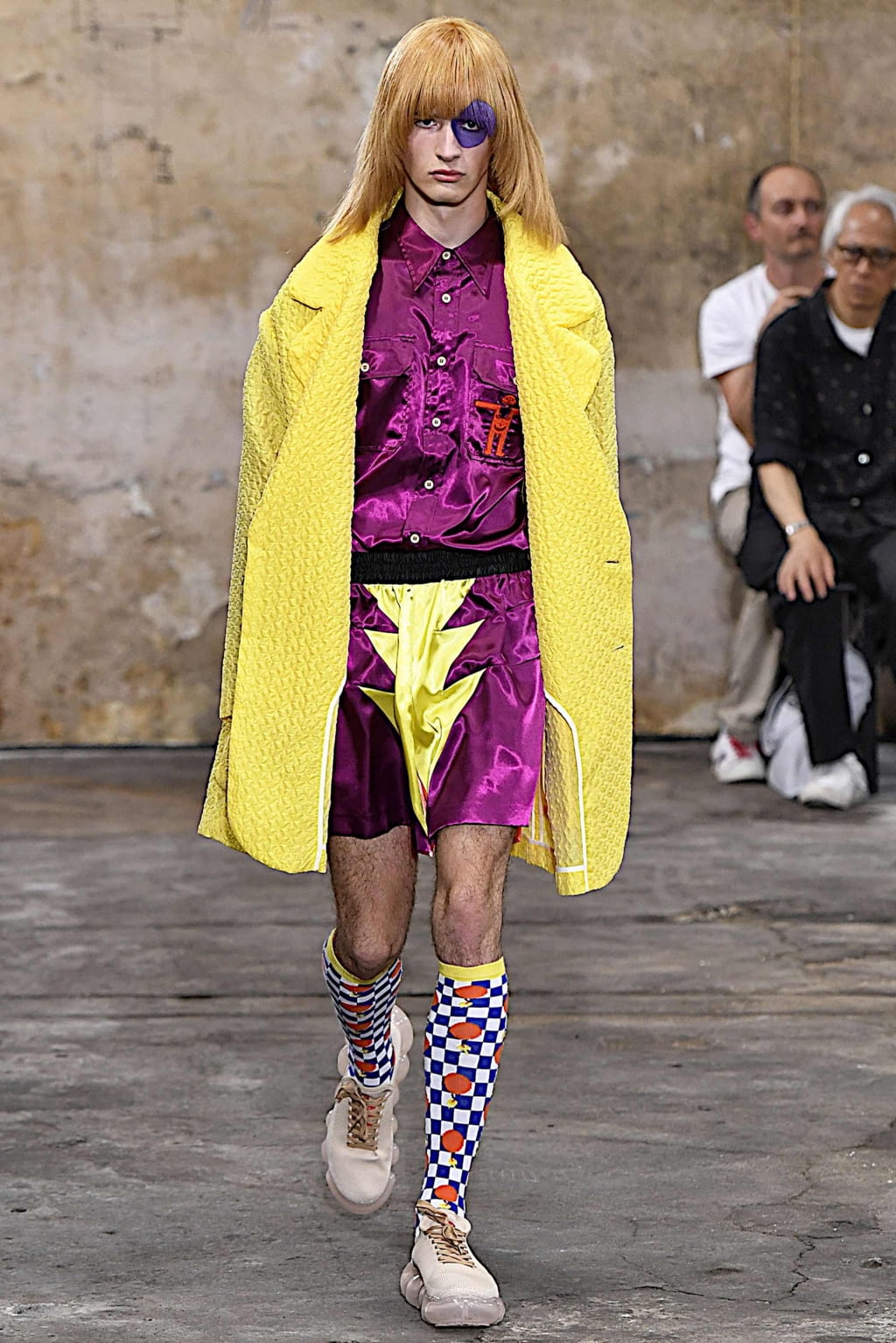 Fashion Week Paris Spring/Summer 2020 look 18 from the Walter Van Beirendonck collection 男装