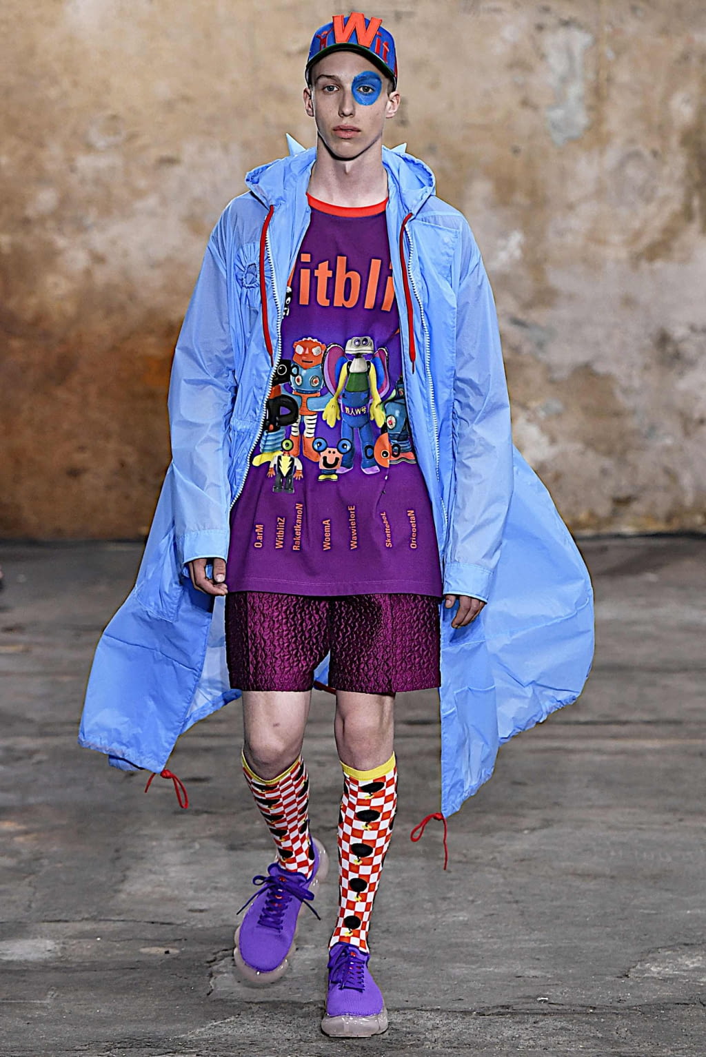 Fashion Week Paris Spring/Summer 2020 look 26 from the Walter Van Beirendonck collection 男装