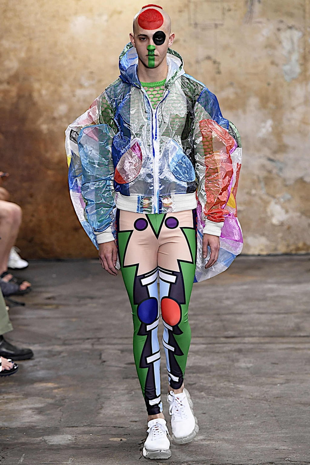 Fashion Week Paris Spring/Summer 2020 look 42 from the Walter Van Beirendonck collection 男装