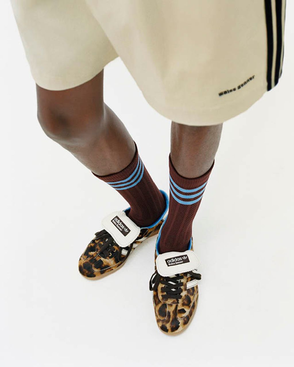 Fashion Week Paris Fall/Winter 2023 look 2 from the Adidas x Wales Bonner collection 男装