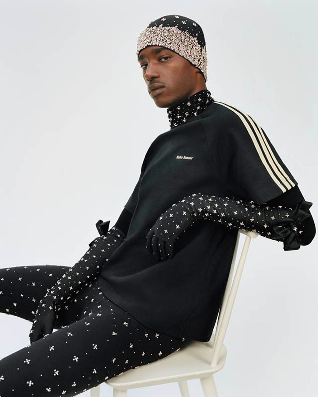 Fashion Week Paris Fall/Winter 2023 look 5 from the Adidas x Wales Bonner collection 男装