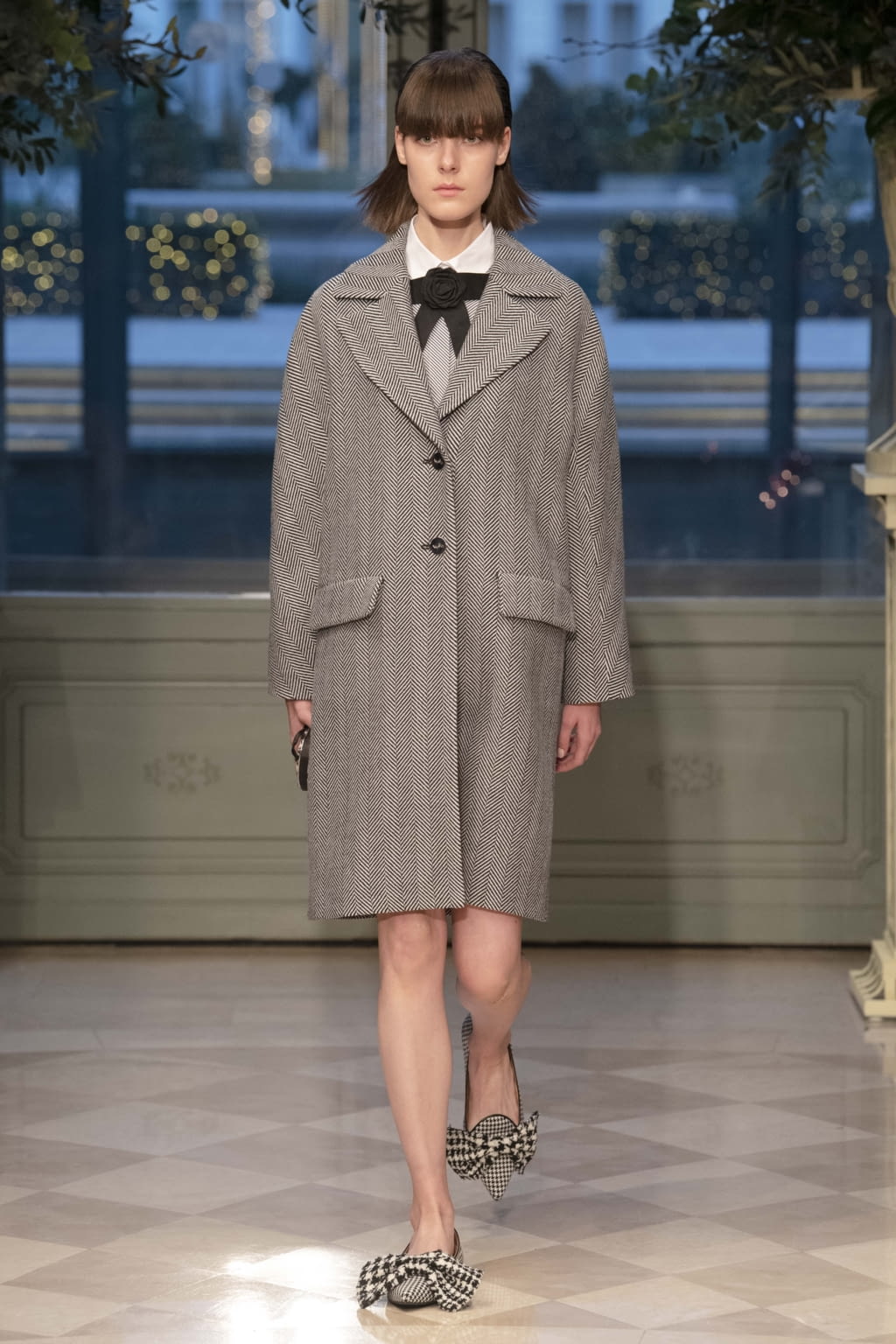 Fashion Week Paris Fall/Winter 2019 look 4 from the WEILL collection 女装