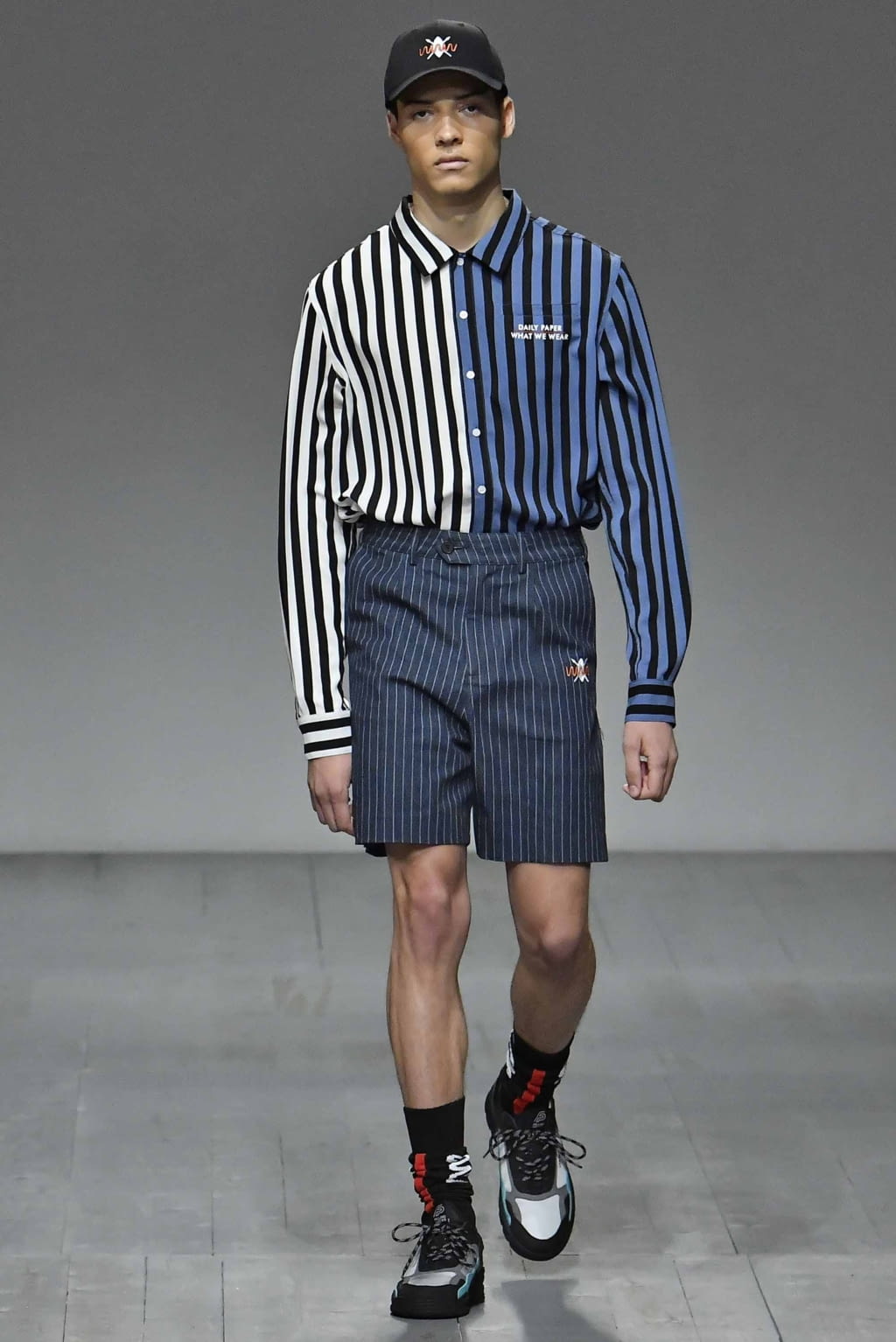 Fashion Week London Spring/Summer 2019 look 9 from the What We Wear collection 男装