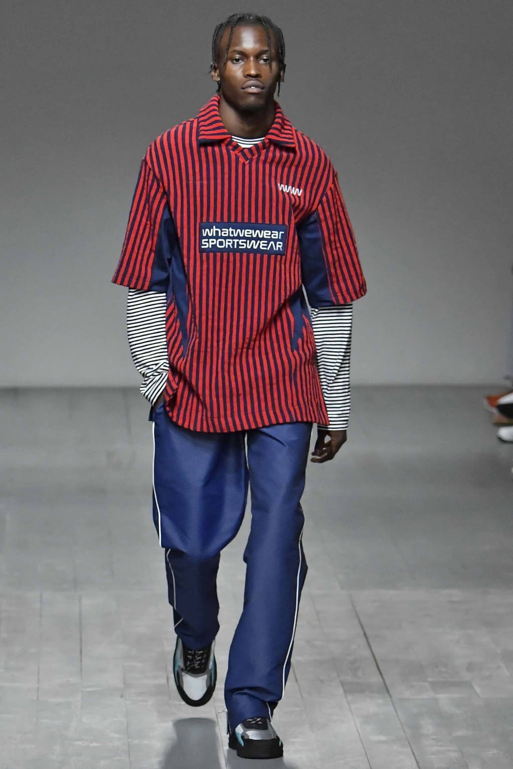 Fashion Week London Spring/Summer 2019 look 13 from the What We Wear collection 男装
