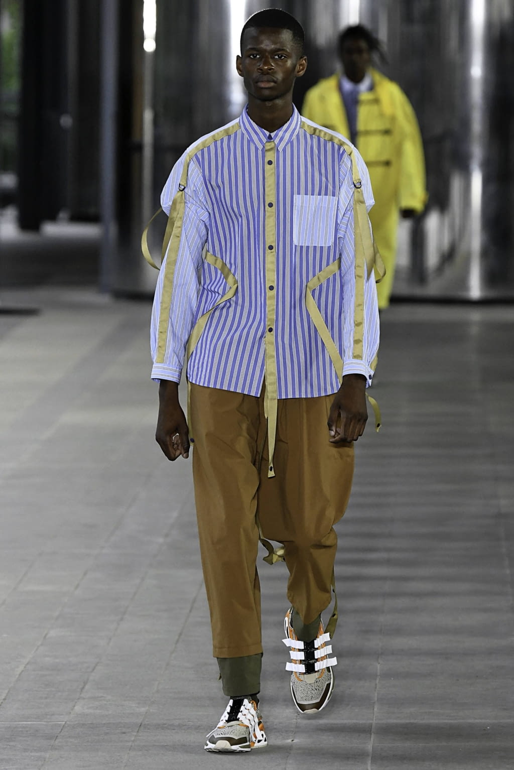 Fashion Week Paris Spring/Summer 2020 look 20 from the White Mountaineering collection menswear
