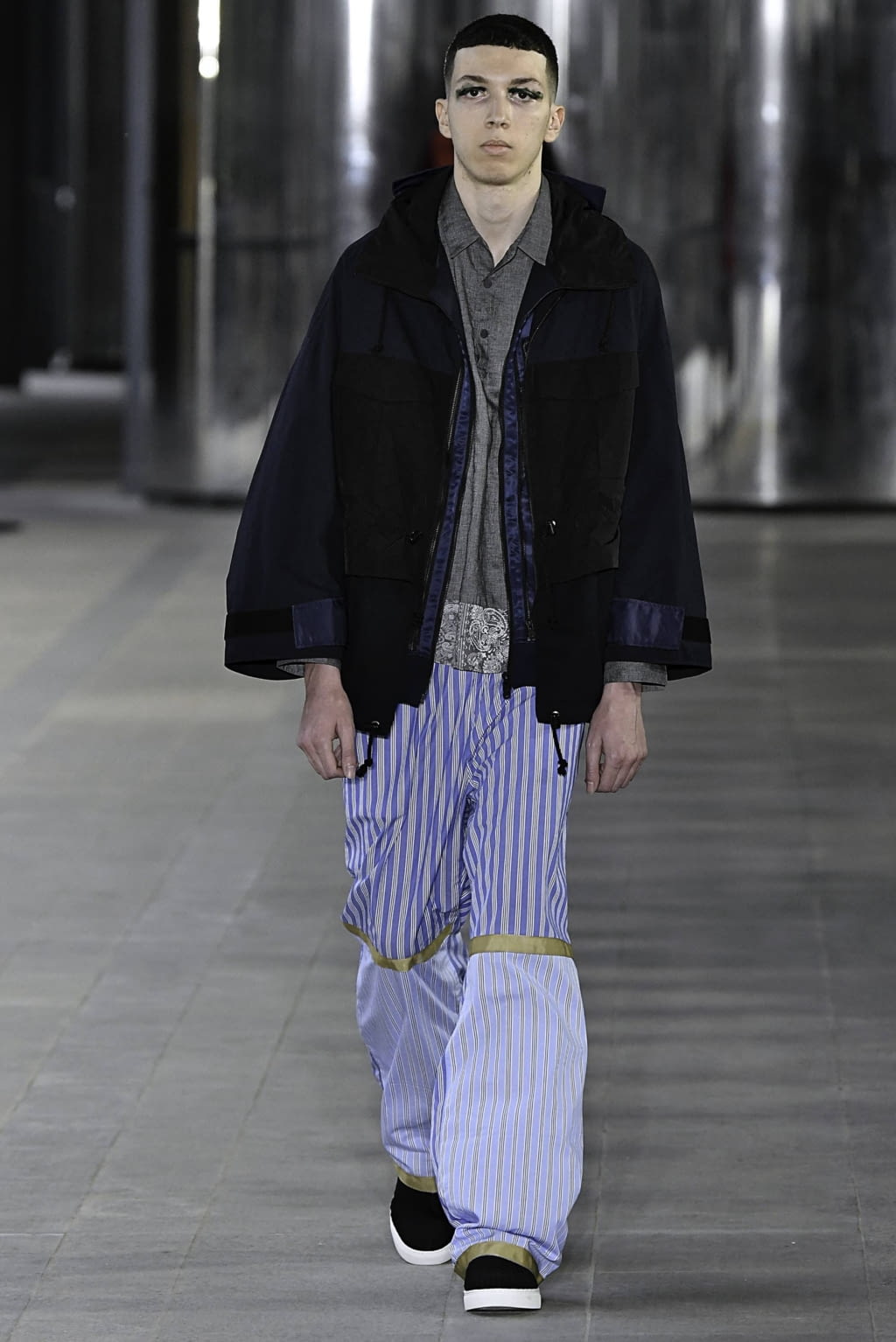 Fashion Week Paris Spring/Summer 2020 look 23 from the White Mountaineering collection menswear