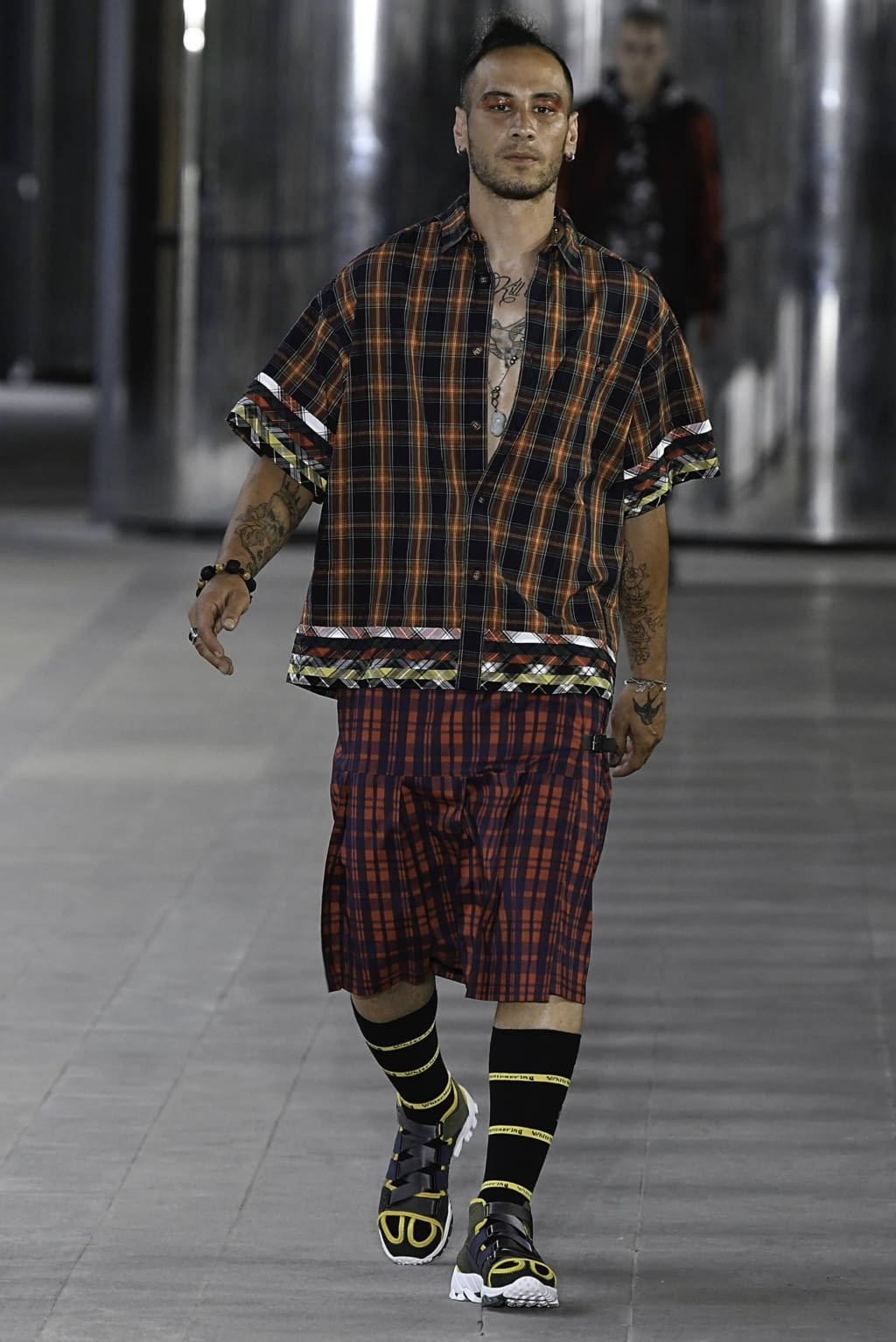 Fashion Week Paris Spring/Summer 2020 look 25 from the White Mountaineering collection menswear