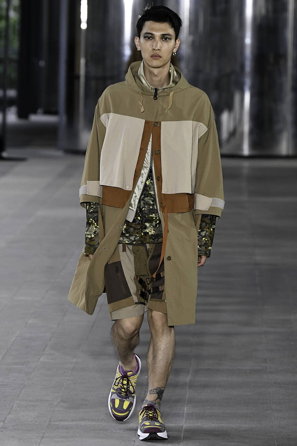 Fashion Week Paris Spring/Summer 2020 look 38 from the White Mountaineering collection menswear