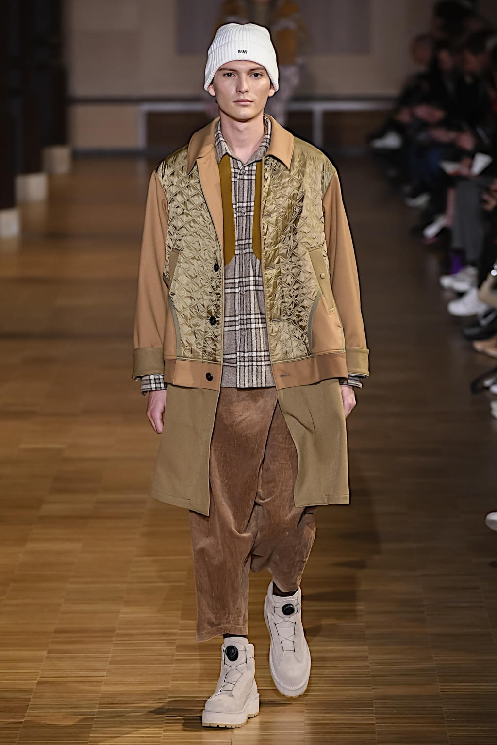 Fashion Week Paris Fall/Winter 2020 look 12 de la collection White Mountaineering menswear