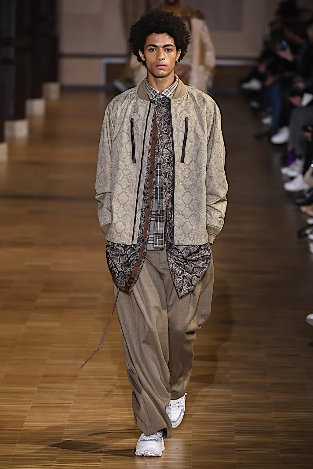 Fashion Week Paris Fall/Winter 2020 look 17 from the White Mountaineering collection menswear