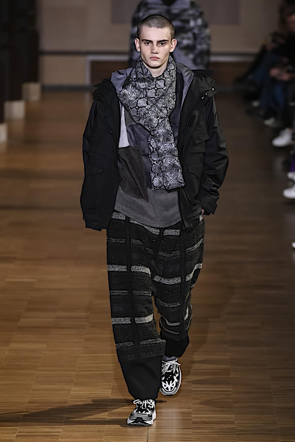 Fashion Week Paris Fall/Winter 2020 look 42 from the White Mountaineering collection menswear